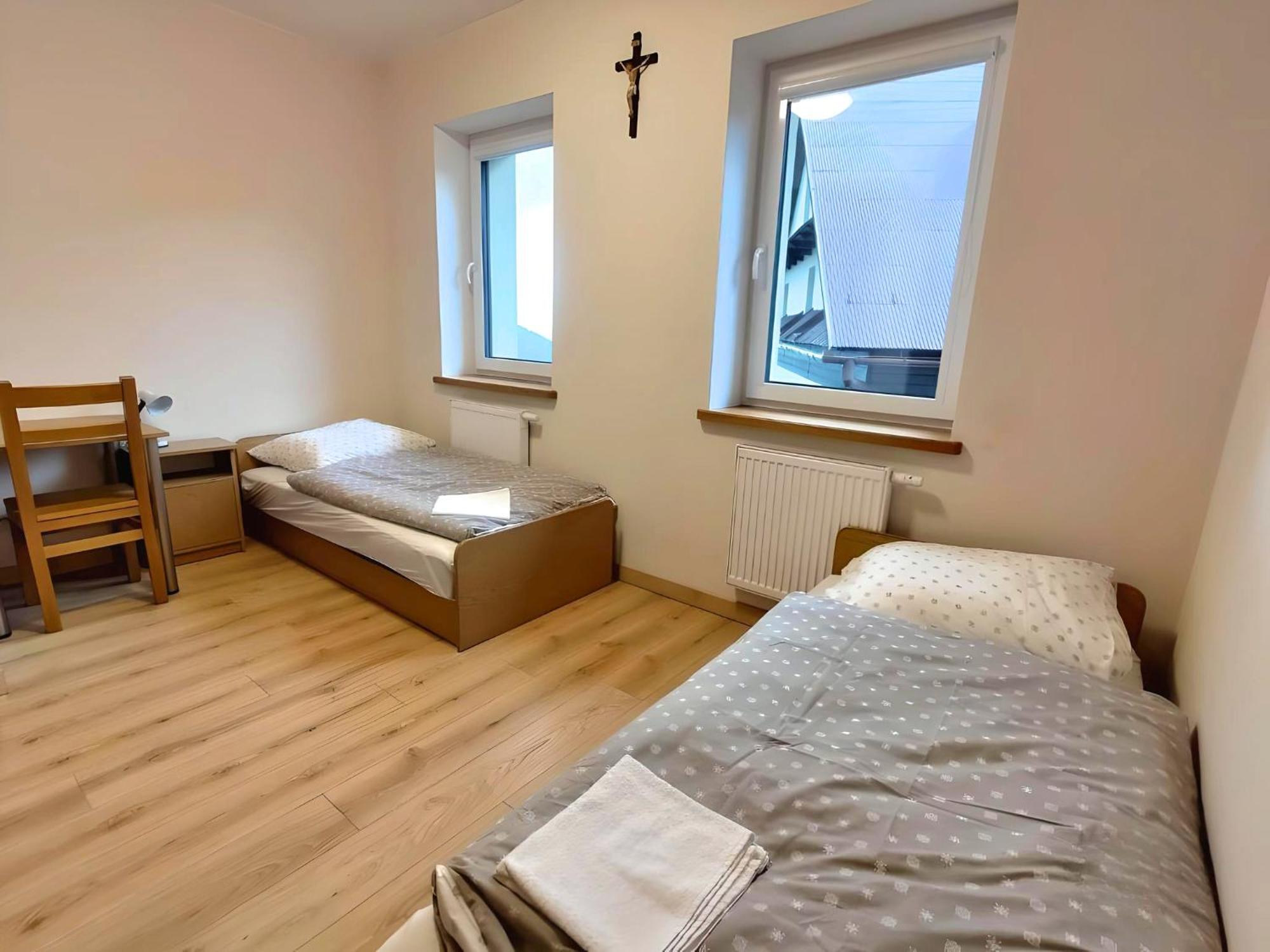 Karmelitanski Dom Goscinny Zawoja Exterior foto